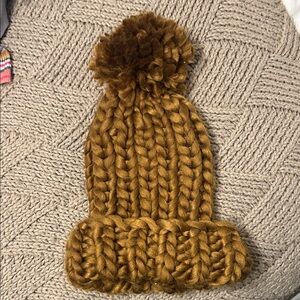 Urban Outfitters Chunky Knit Pom Beanie - Mustard Gold